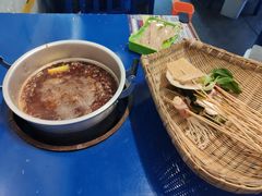 -马路边边 传媒大学店