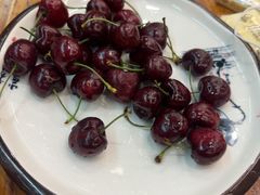 -圣夜东北菜烧烤·夜宵·小龙虾(胥江路店)