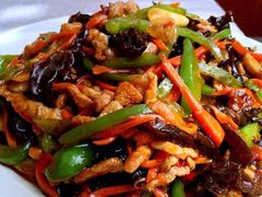 鱼香肉丝-茶花妹子云南餐厅(传媒大学店)