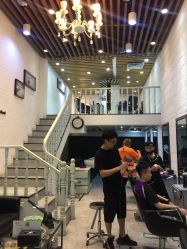 -SIX Hair Consultant