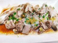 排骨野山椒蒸鱼头-和乐喜宴海鲜酒家(骏荣广场店)