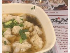 -双燕楼·手工馄饨·汤面小吃(世纪汇店)