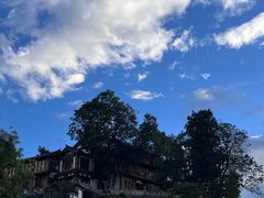 -嘉华鲜花饼(四方街旗舰店)