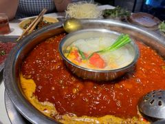 -岗上渣渣老火锅(两路口店)