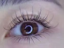 -悦指间美甲美睫