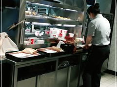 -肯德基(芳和店)
