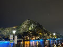 -星湖旅游景区七星岩