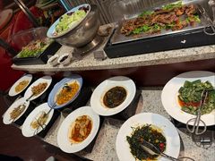 -怡豪大饭店·49楼旋转自助餐厅