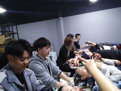 -粤港芭莎美容美发化妆学校