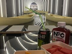 -涨巢·潮玩水疗局