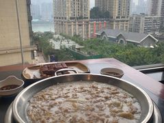 -老来福·非遗酸汤兔(凯旋路店)
