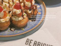 草莓忌廉华夫饼-BE BRIGHT KITCHEN(正佳广场店)