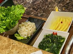 云宽面-七欣天香辣蟹火锅(上海银亿滨江店)