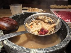 -蘑界·野生菌火锅(深业上城店)