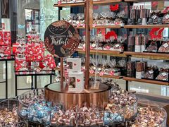 -Laderach 莱德拉(上海环贸iapm店)