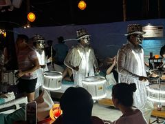 -FINNS Beach Club