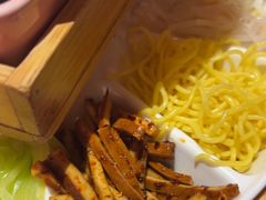 -怪噜范·老贵阳街头名小吃(鸿通城店)