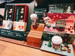 零售区-星巴克臻选(广州好世界广场店)