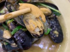 姜葱炒青口-贞姨美食·老字号海鲜大排档