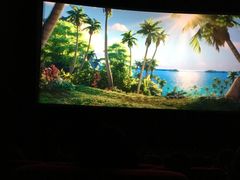 -武汉华夏国际影城(鲁广店)