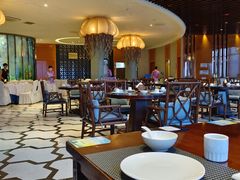 -蜈支洲岛珊瑚酒店临海阁中餐厅