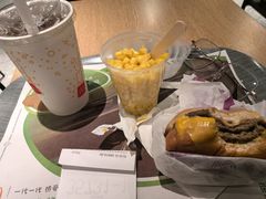 -麦当劳(中山公园龙之梦店)