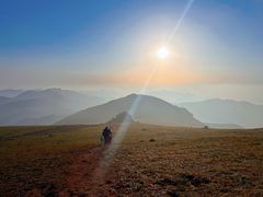 -灵山