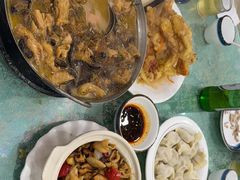 -鹤乡东北菜(崮山路店)