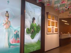 -十月日记高端孕妈妈摄影(黄金大厦店)