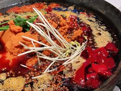 -岗上渣渣老火锅(两路口店)