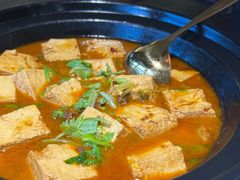 臭豆腐牛腩煲-素描餐厅(灵隐天竺店)