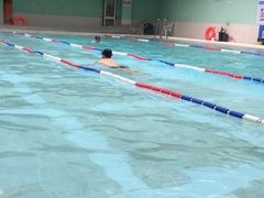 -虹桥河滨花园会所游泳馆