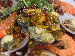 -老东镇啤酒屋海鲜加工·蒸汽海鲜·海鲜烧烤(台东店)