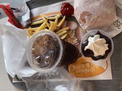 -麦当劳(中山大道中店)