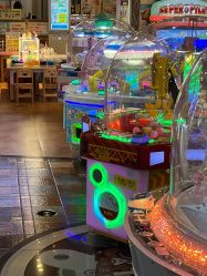 -卡通尼乐园(五彩世界店)