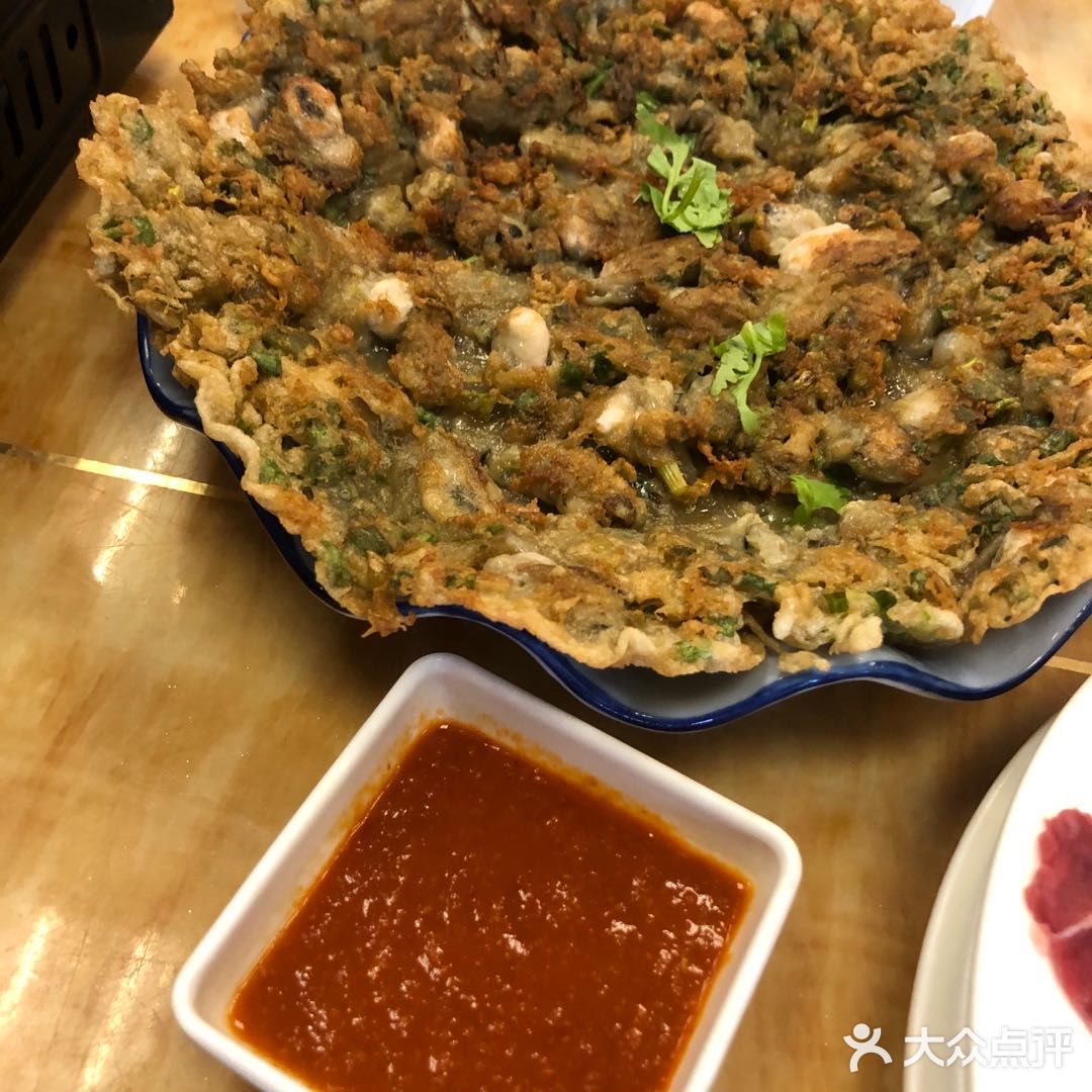 典型的苍蝇小馆，环境普通，菜品味道超棒