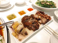 烧味三拼-至潮餐厅精致粤菜·活鲈鱼·走地鸡(珠江新城店)