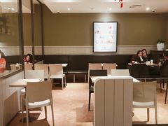 大堂-肯德基(盘龙奥莱店)