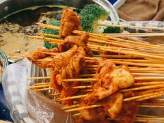 -马路边边串串香(苗栗路店)