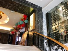 -东方红海鲜百汇(国际大厦店)