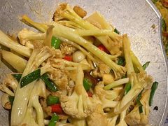 -卢大鲜鱼头捞饭(美利广场店)