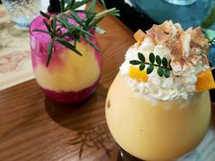 -Mark&Mars Restaurant