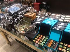 -VENCHI 闻绮(北京国贸商城店)