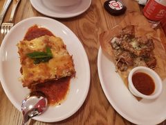 -城市大道红炉披萨烘焙坊