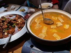 -俭寨大盘鸡·手抓肉·烧烤新疆菜(乌苏路店)