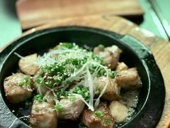 -串鑫