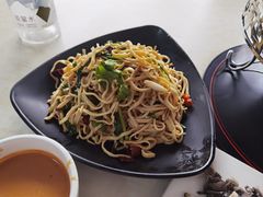 -何记羊汤馆(丽水佳源店)