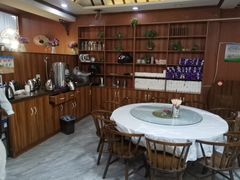 -尕胡才炕锅烤羊肉馆(八一路店)