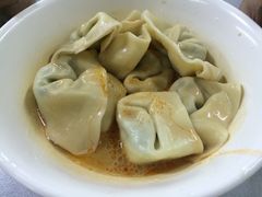 荠菜肉馄饨-潘国仙耳光馄饨(黄家阙路店)
