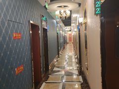 -唱吧麦颂KTV(松江五龙商业广场店)
